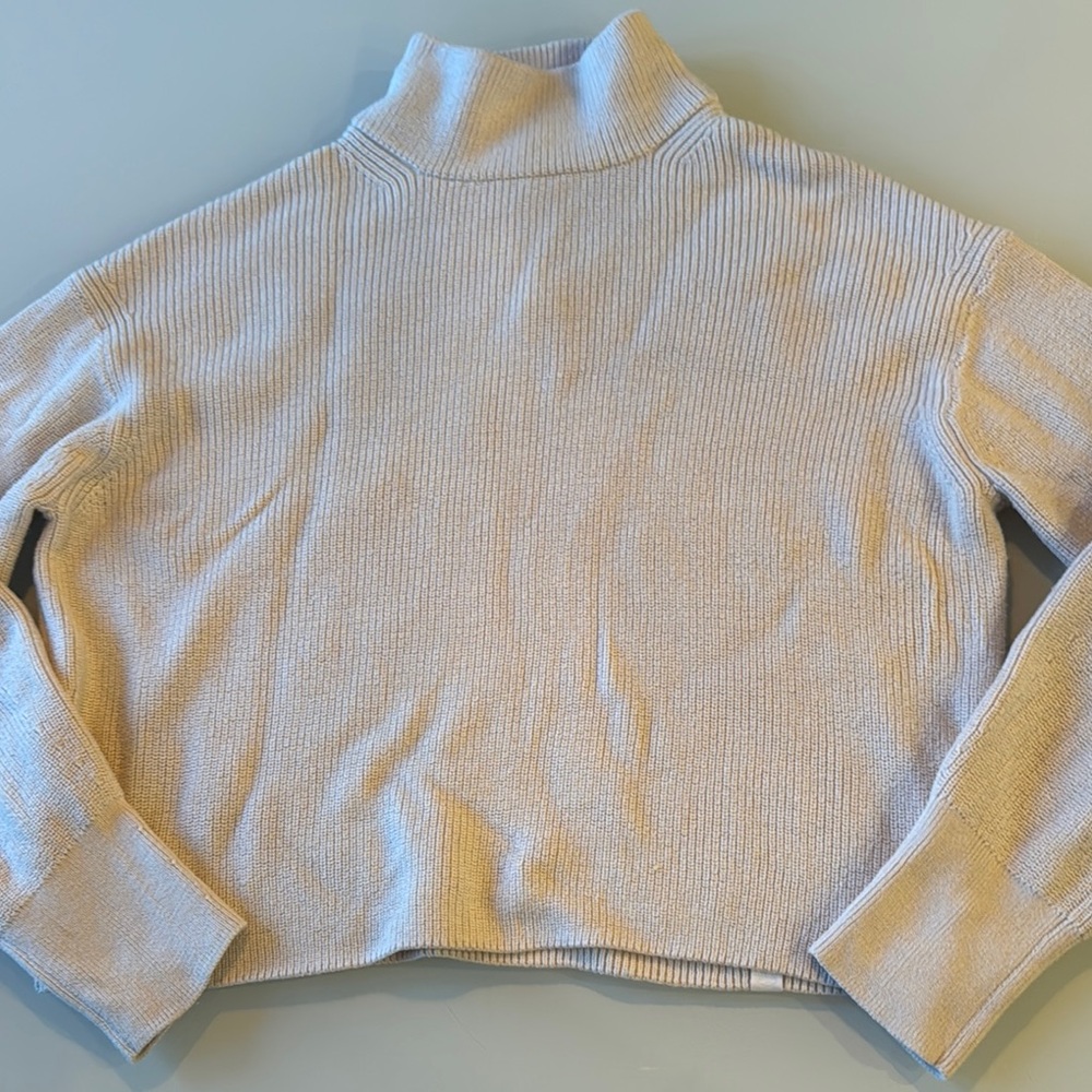 Lululemon Cream Turtleneck Cropped Sweater - size 4